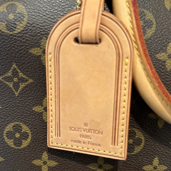 Authentic Louis Vuitton Evasion Travel Bag - Picture 8 of 12